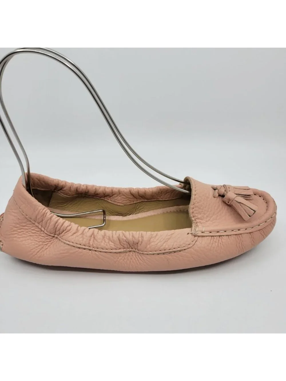 Talbots Loafers Womens Size 7.5 Light Pink Leather Tassels Elastic Flexible Sole